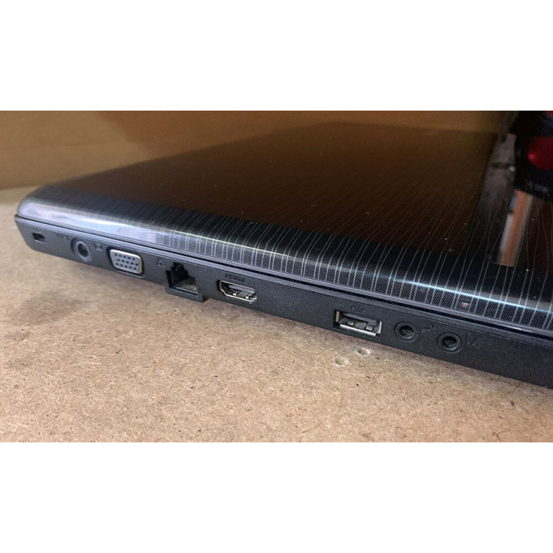 Ноутбук Samsung R523 / 15.6" TN / HD 1366*768 / AMD Athlon II M320 / DDR2 4Gb / HDD 320Gb / ATI Mobility Radeon HD5470 / Wi-Fi / Card-reader / Web-cam, Нет, Samsung, 15.6", AMD, Интегрированная